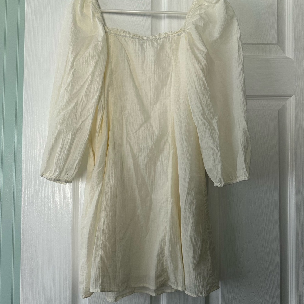 H&M White Ruffle Detail Dress - Picture 2 of 4